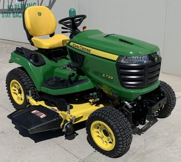 Main image John Deere X739
